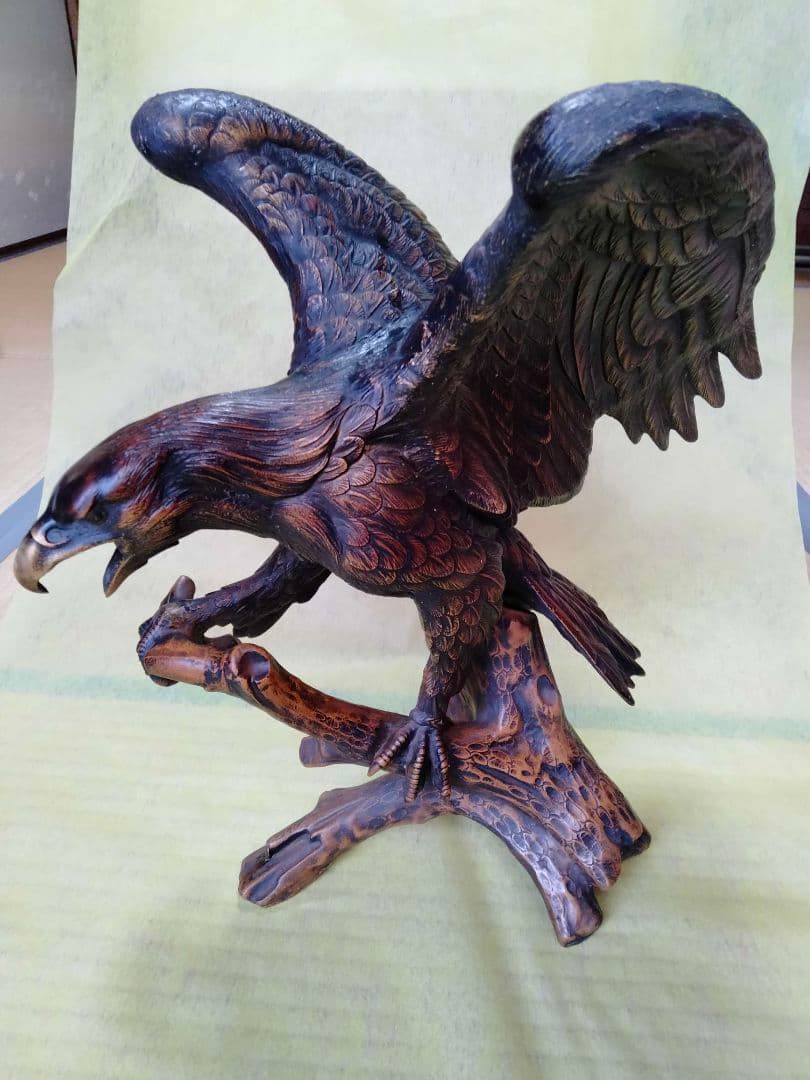 「バケラッタ亅　鷲・鳶・鳥・金属製・置物・飾り物・オブジェ・レア