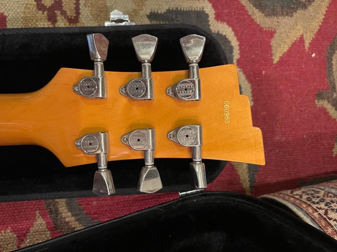 Duesenberg Starplayer ギター