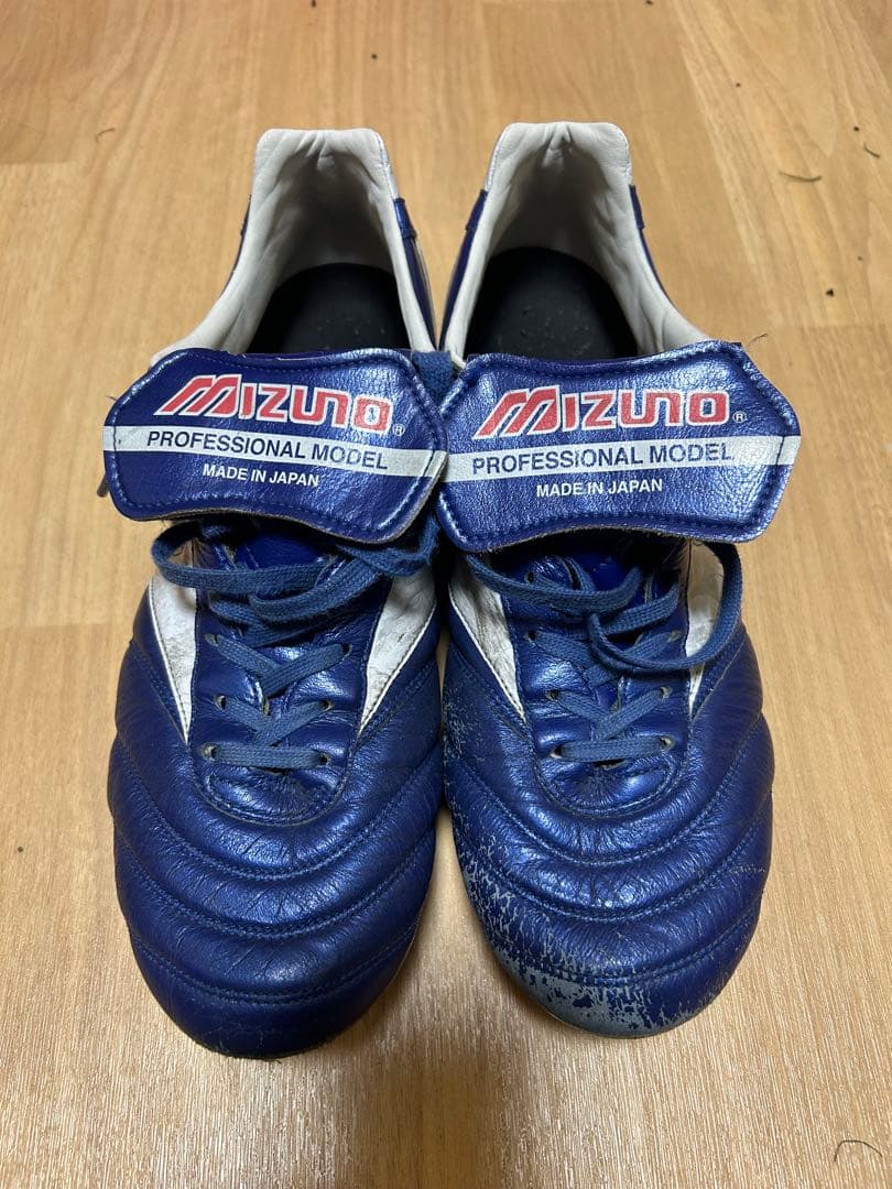 サッカースパイクミズノモレリア27センチ