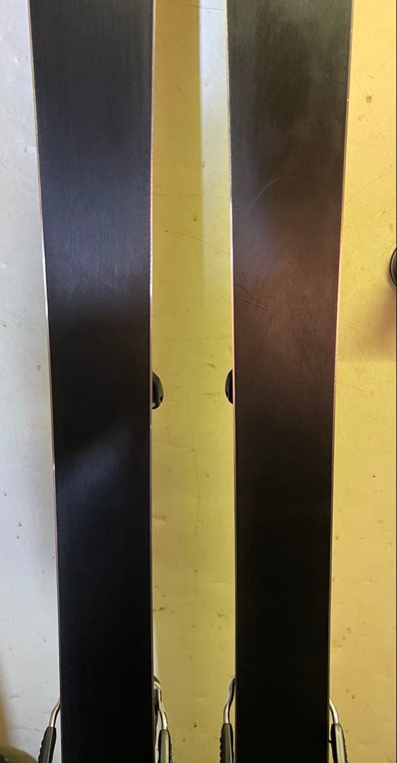 Atomic Redster Q9i 23-24モデル　168 ㎝　アトミック