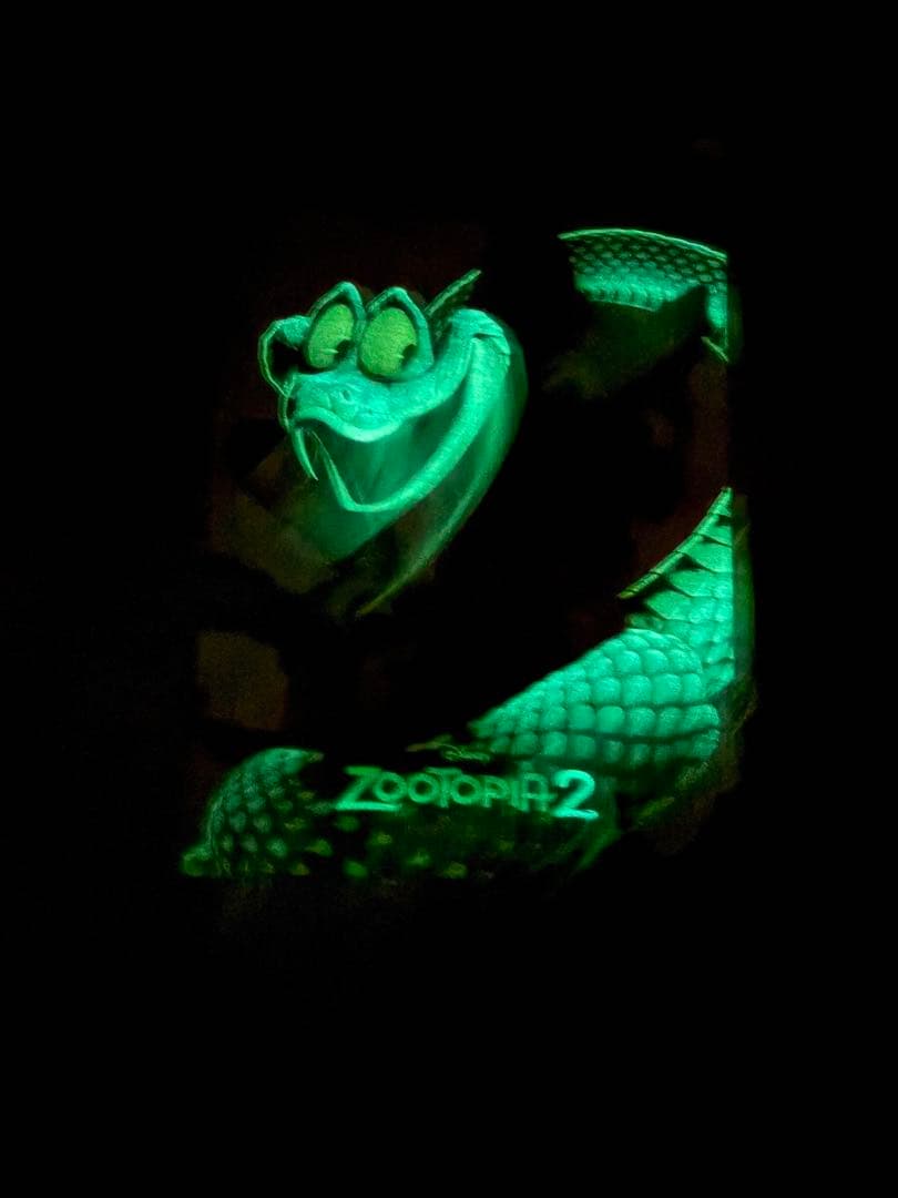 ディズニー ズートピア２ 台湾映画館限定　A3夜行ポスター　訳あり　2枚セット