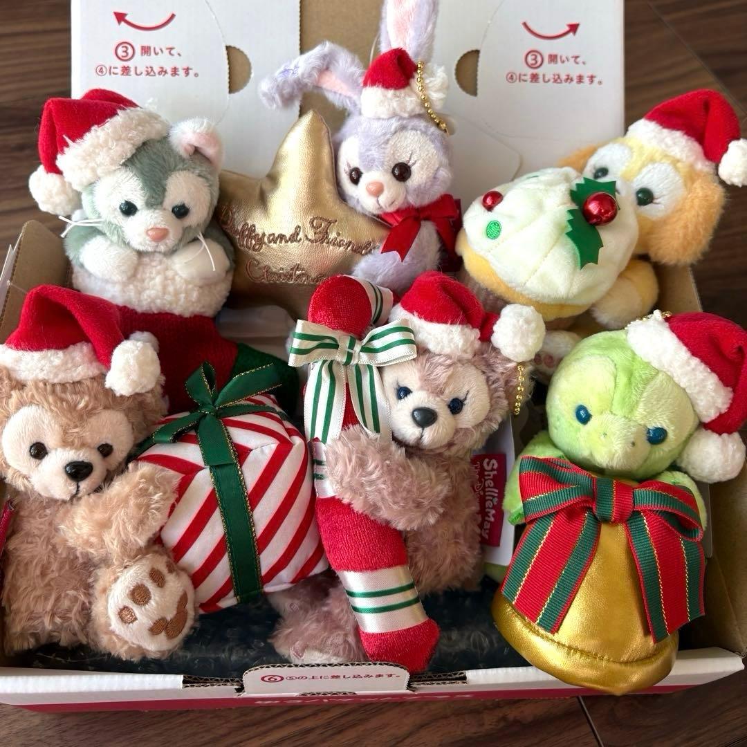 【新品】ディズニーシー　2021年クリスマス ぬいぐるみバッジ　6点セット