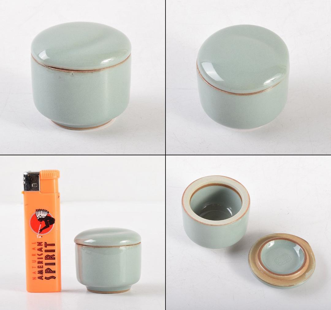 茶道具　三代　諏訪蘇山造　青磁　桃　香合　共箱　V　R4999