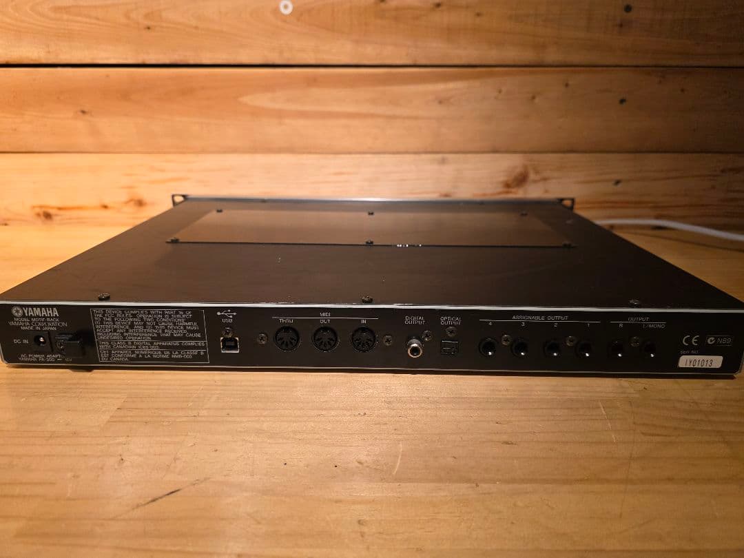 YAMAHA MOTIF-RACK MOTIFラック音源モデル