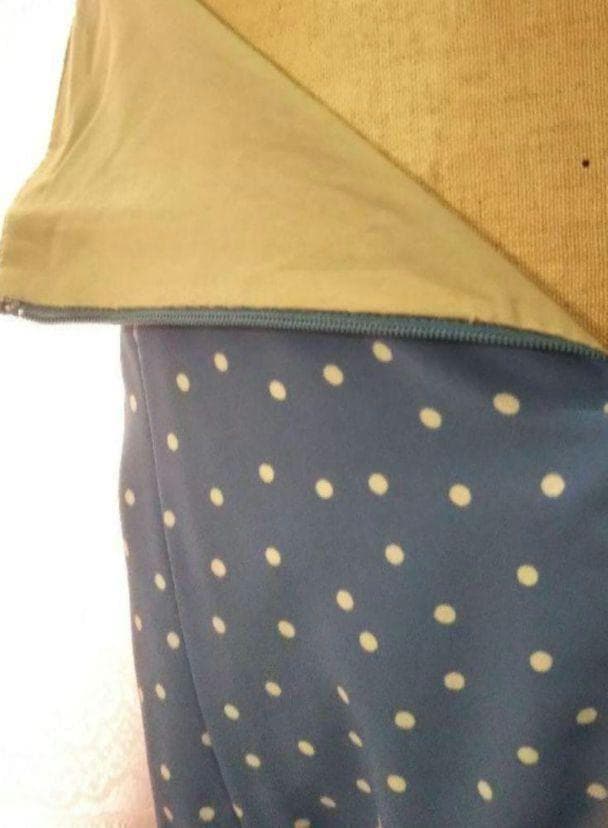 色注意：ハンドメイド スモーキーブルーに 白のドット 使い回しの効く ツーピース