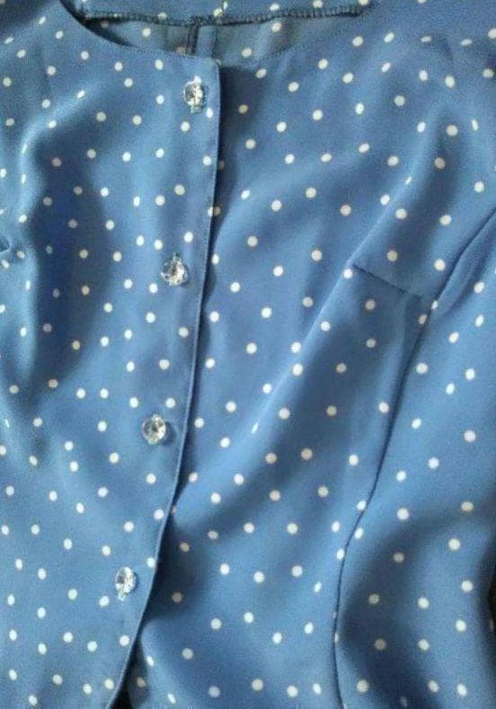 色注意：ハンドメイド スモーキーブルーに 白のドット 使い回しの効く ツーピース