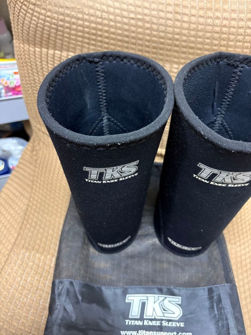 TKS Titan Knee Sleeve 膝サポーター　Sサイズ