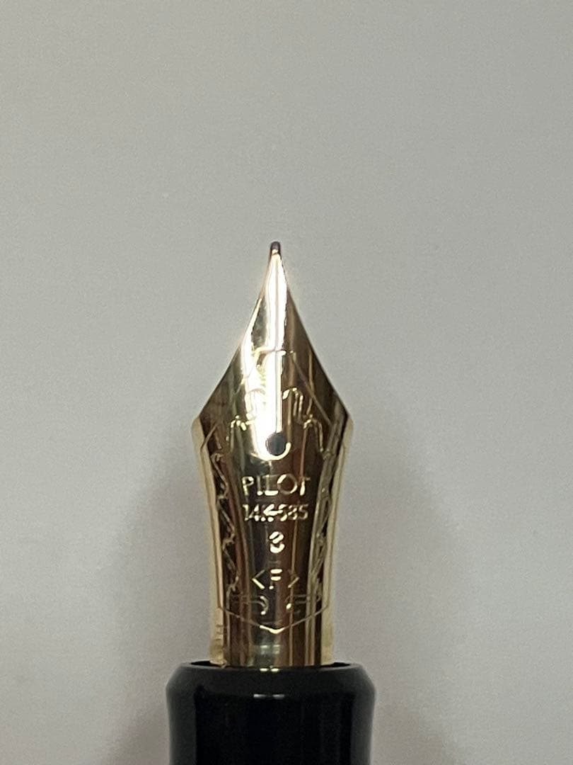 パイロット　カスタム67　レディサイズ　Ｆ（細字）万年筆