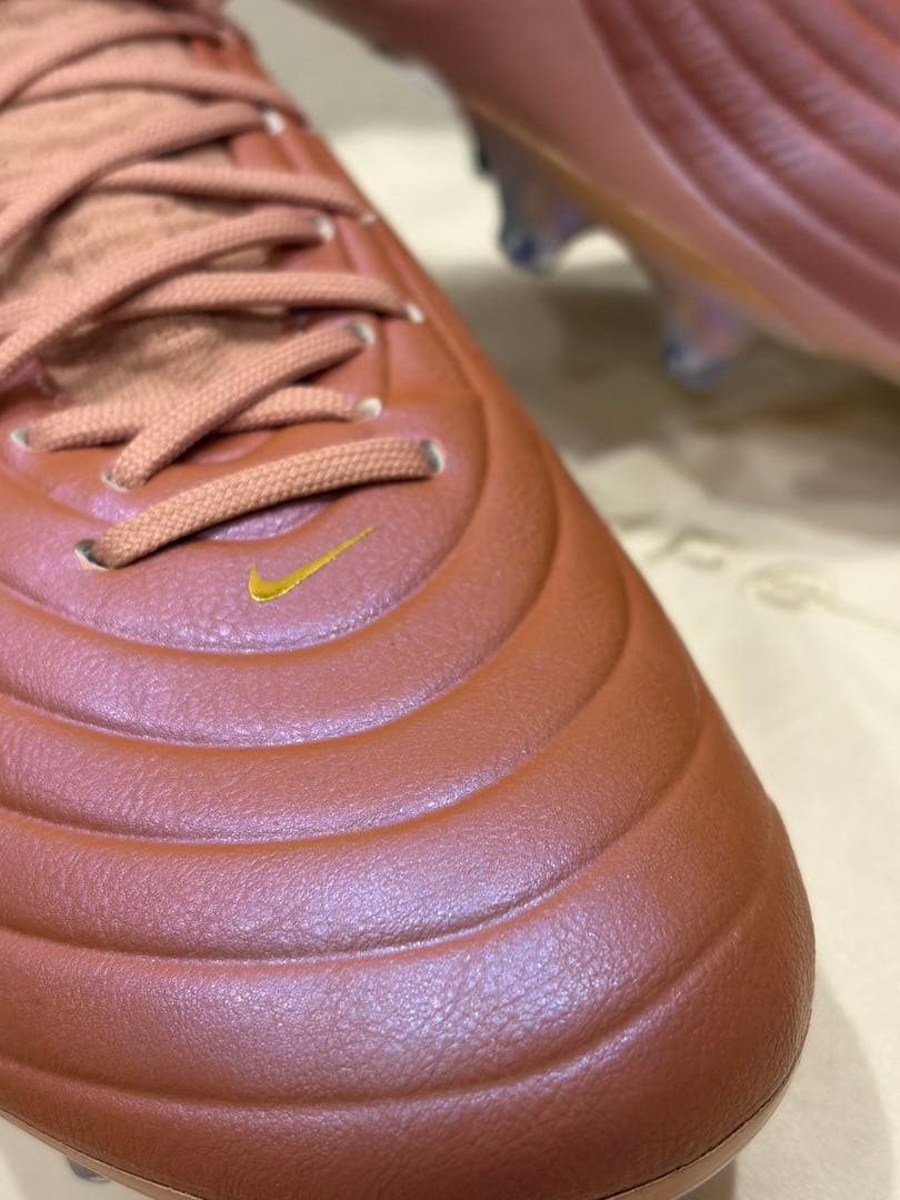 ナイキ　ティエンポ　マエストロ　エリートLE