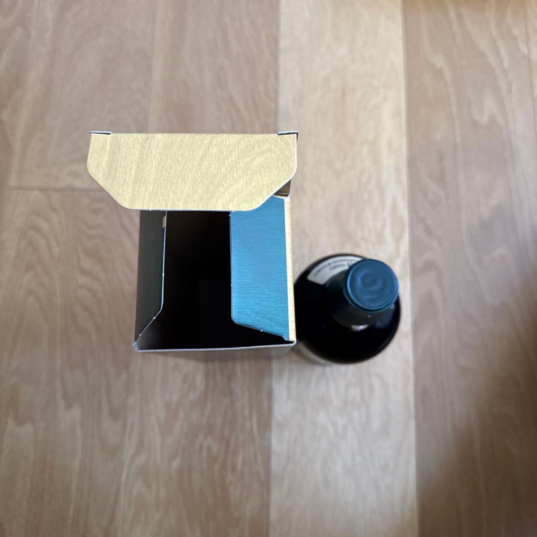 白州18年サントリーシングルモルトジャパニーズウイスキー日本新品未使用未開封品