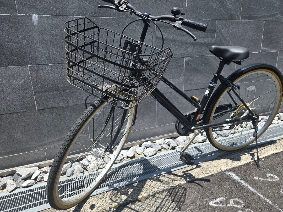 シティサイクル シマノ 6段変速 ブラック 前カゴ付き 27インチ