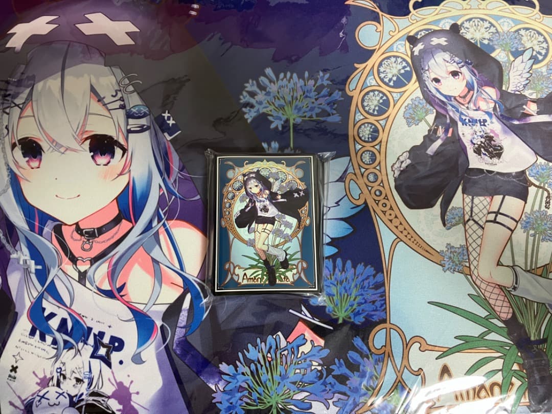 混沌の女神様　ホロライブ　スリーブ　プレイマット　ミュシャ風　天音かなた