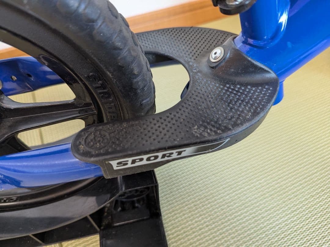 Very Nice STRIDER スポーツモデル 12インチ ストライダ