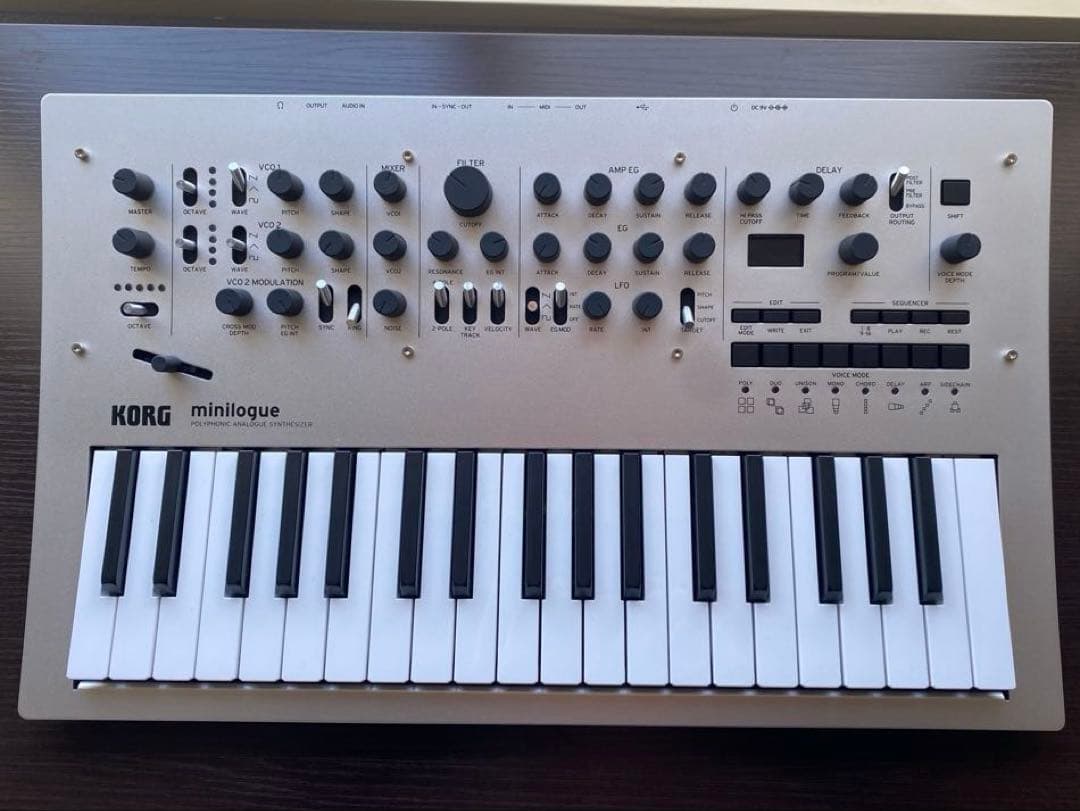 KORG Minilogue シルバー 37鍵