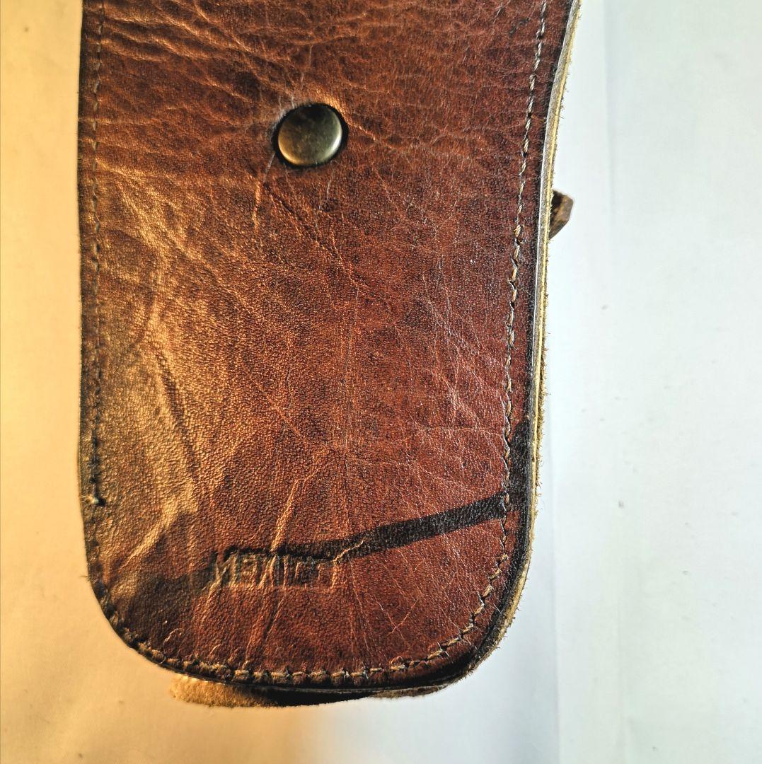 クリント.イ一ストウッドが ”荒野の用心棒\"等で愛用した ホルスターのレプリカ品