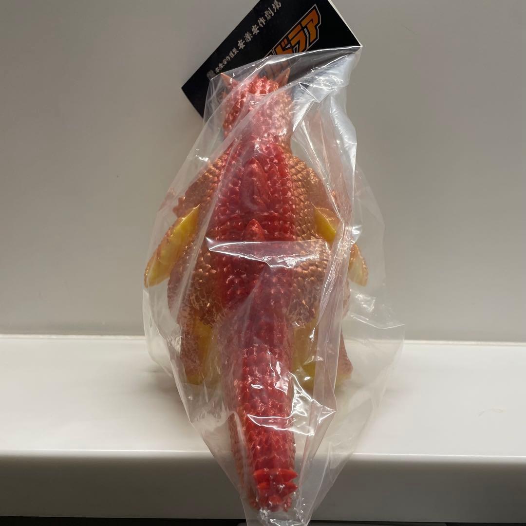 メディコムトイ いにしえの 黄金竜王 ゴルドラア 安楽安作 ソフビ フィギュア