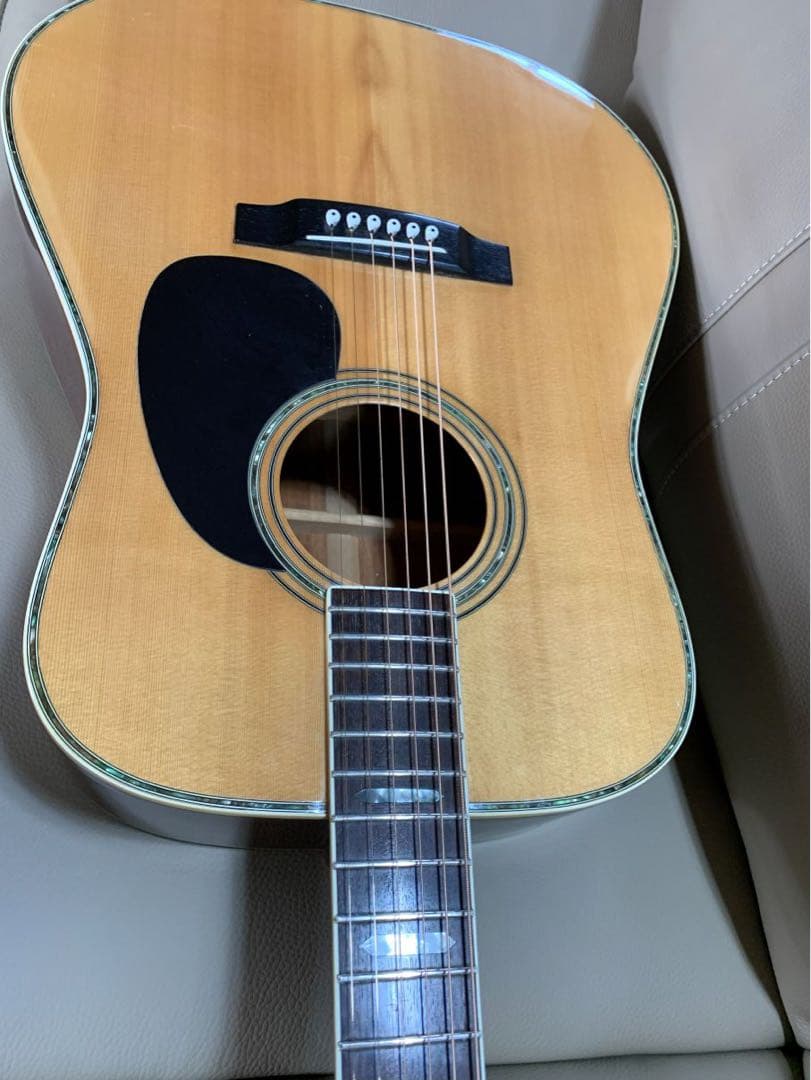 ♬ MartinD-41タイプ　信濃アコースティックギターハードケース付き　♬