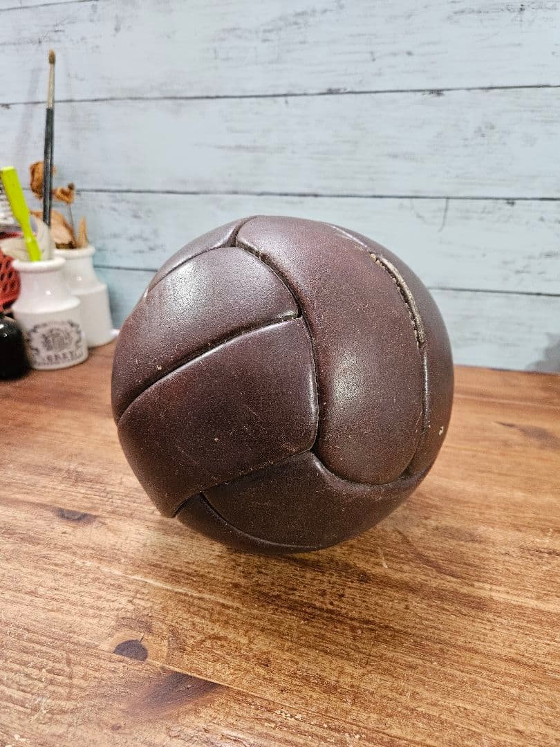 アンティーク 古いサッカーボール 本革製 レザー フットボール ヴィンテージ