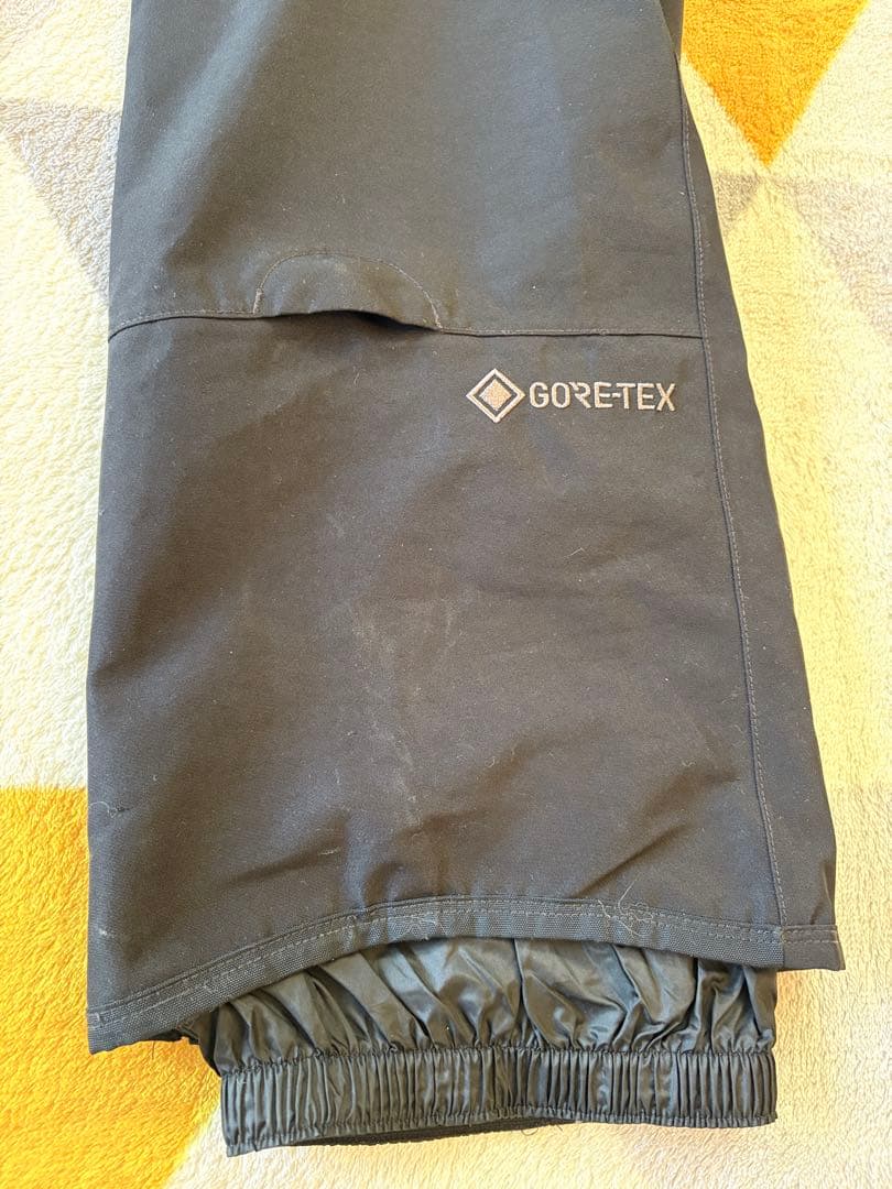 BURTON　スノボーウェア　パンツ　S　ゴアテックス GORE-TEX