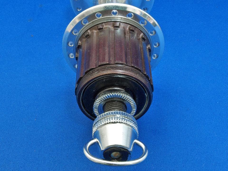 サンツアー（SunTour）シュパーブ プロ（SUPERBE Pro）前後ハブ