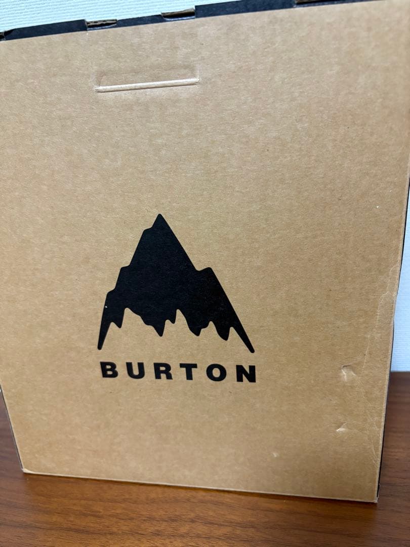 新品　BURTON バートン　スノーボード キッズグロムバインディング　白