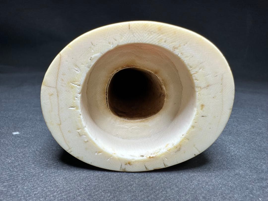 極上　天然素材　アンティーク　筆筒　置物　骨董　飾り物　古美術品　 細密細工彫刻