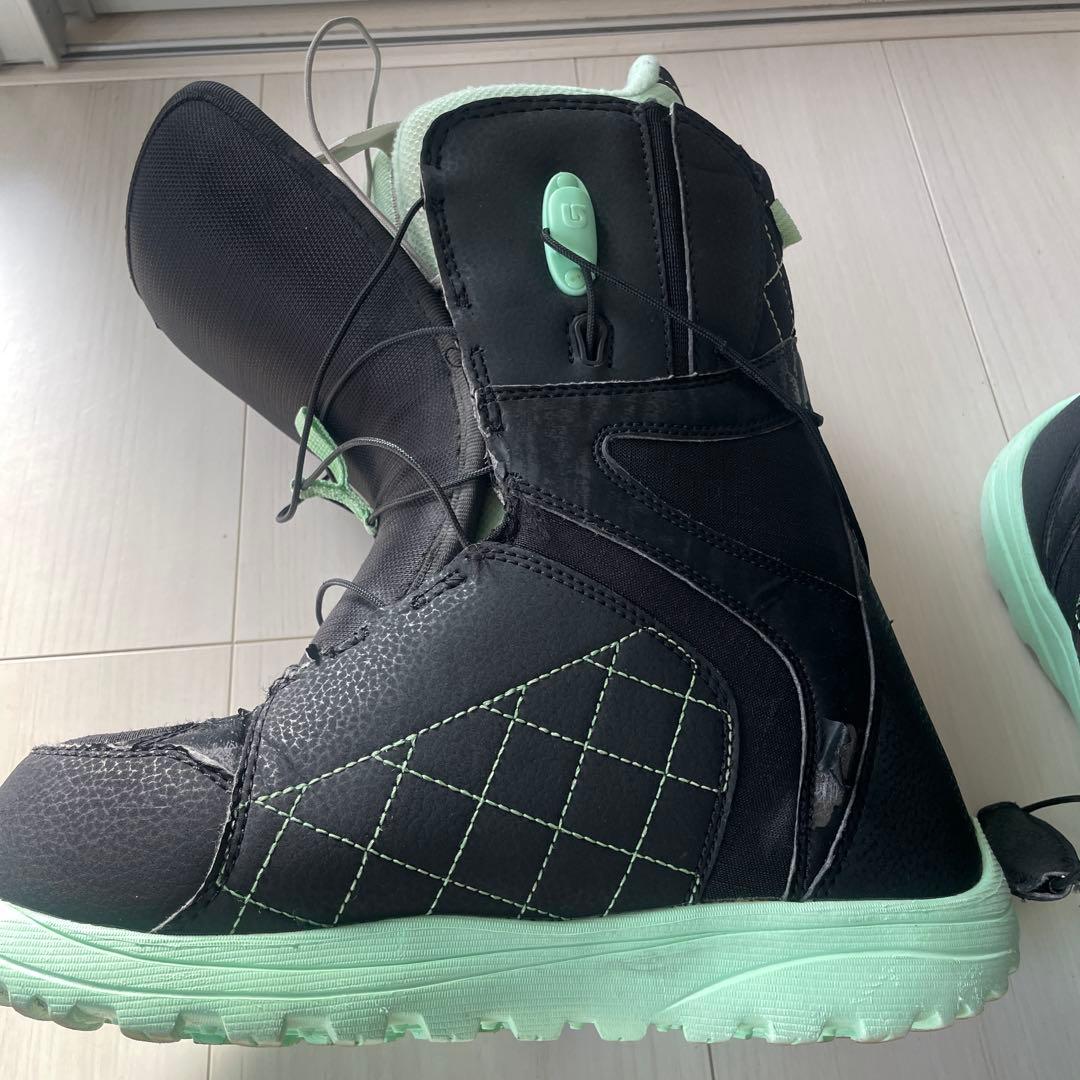 Burton Mint 女性用スノーボードブーツ 24.5cm
