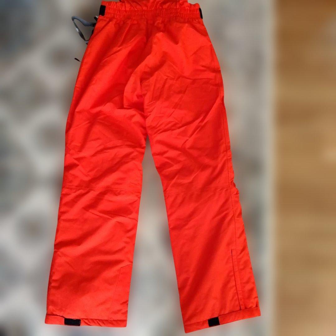 スノーボード サスペンダーパンツ　女性向け日L-XL　ズボン