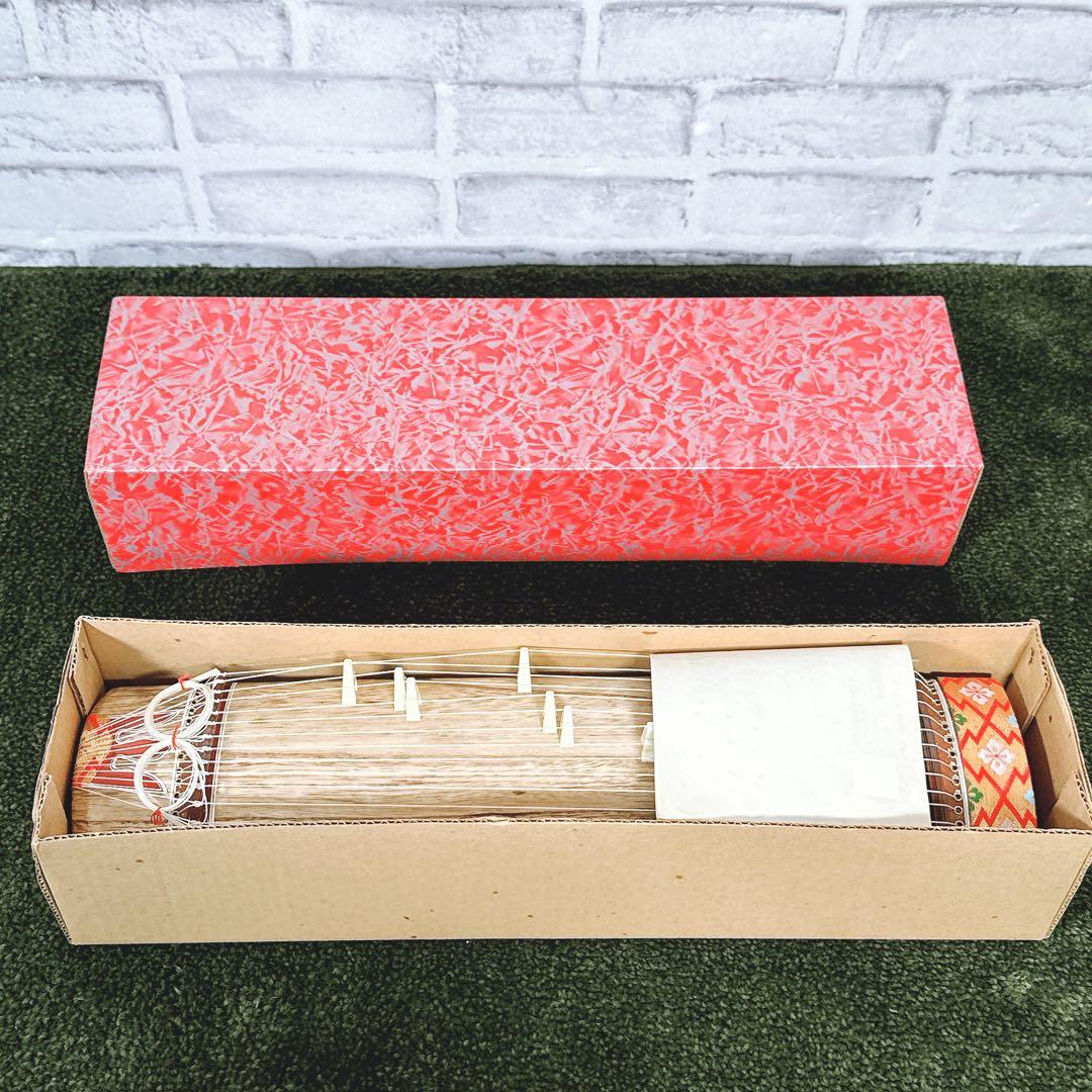 【未使用】ミニ琴 13弦 全長42cm 短琴 畳台座・お琴の手びき 和楽器