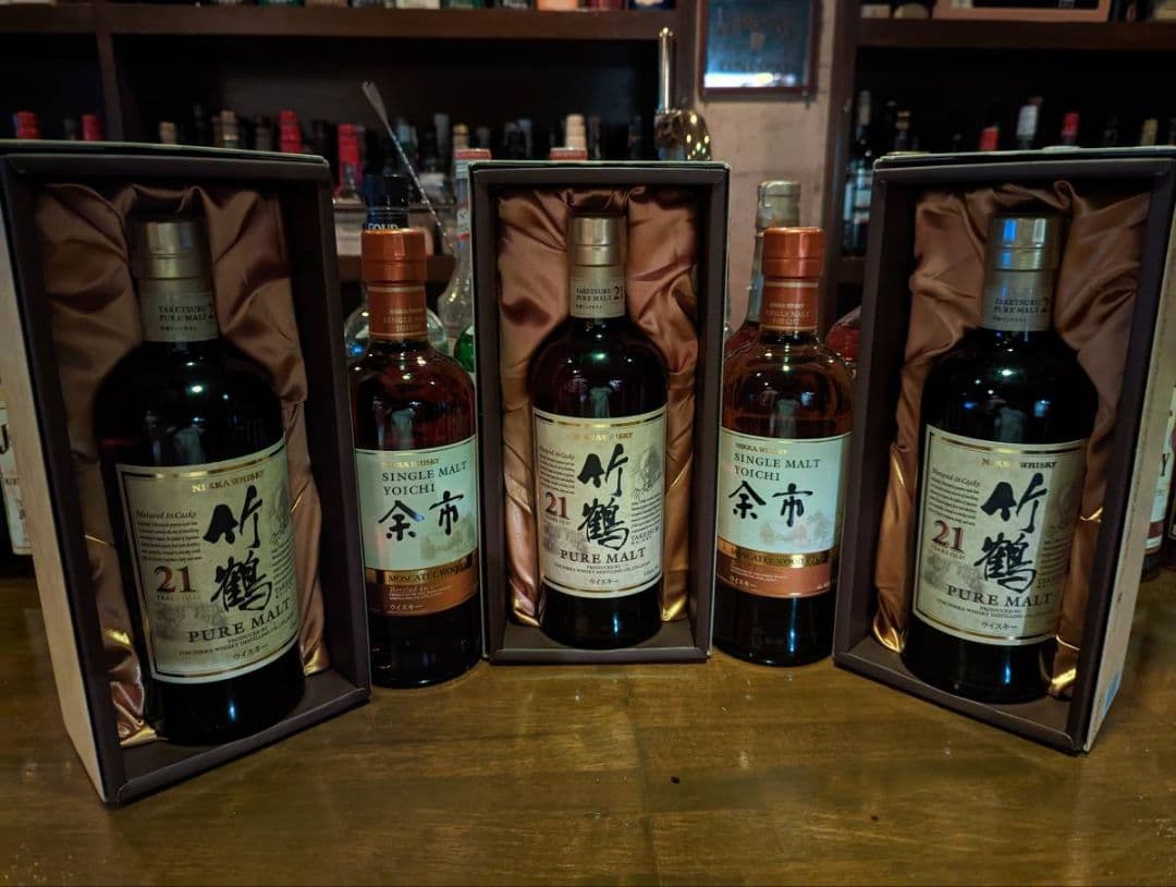 ニッカウイスキー『竹鶴21年ギフトセット３本余市モスカルウッドフィニッシュ２本』