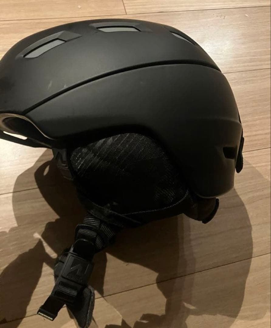 マーカー　マットブラック スキー　ヘルメットＭサイズ