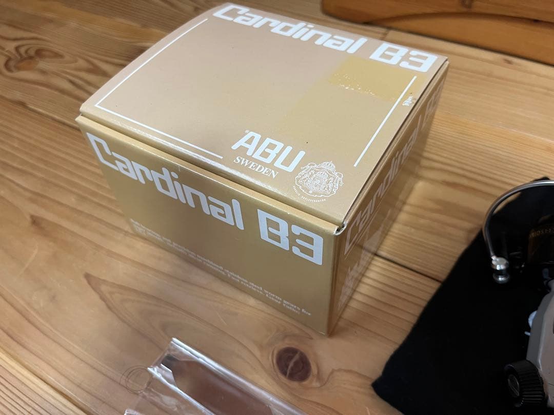 カーディナル B3 (タン／ブラック) ディスプラウト