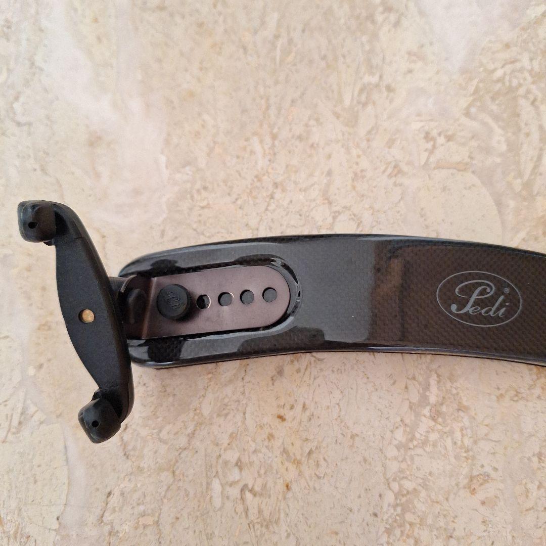 【新品】Pedi ビオラスタンド肩当て 黒