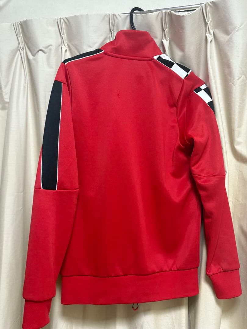 Puma フェラーリ 赤 ジャージ