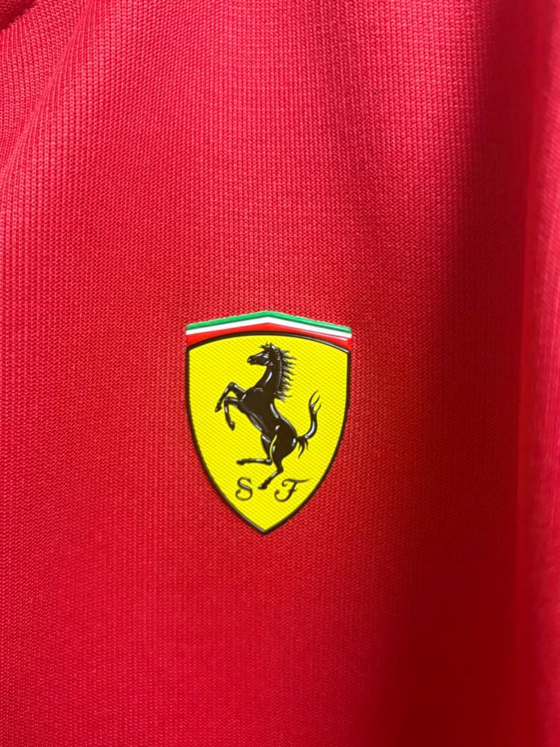 Puma フェラーリ 赤 ジャージ
