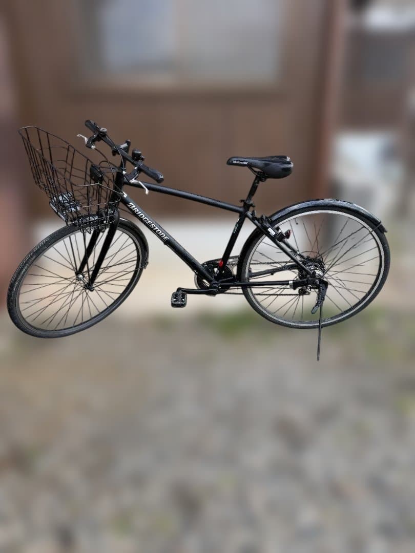 2/11値下げ実施　ブリヂストン クロスバイク 黒 前バスケット付き