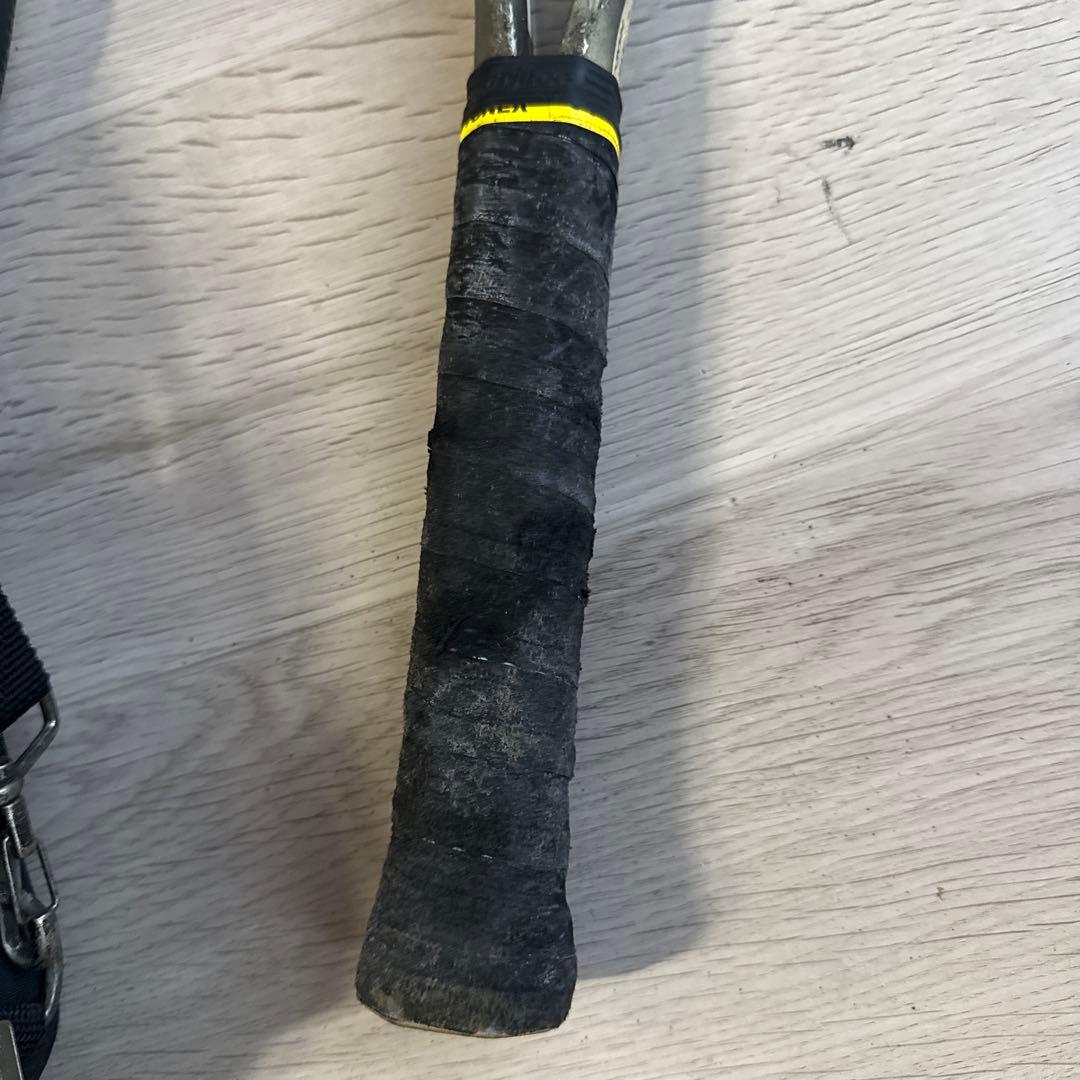 Prince B950 テニスラケット ２個ケース付き