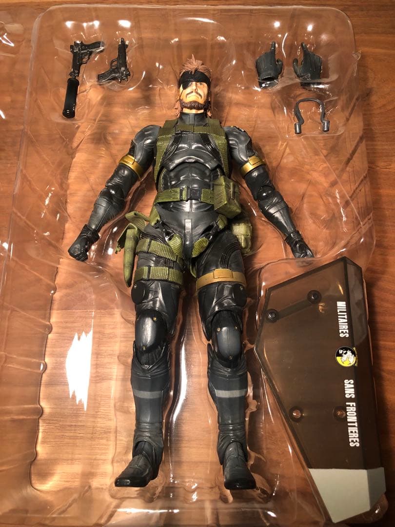 プレイアーツ改 スネーク スニーキングスーツ L GEAR SOLID