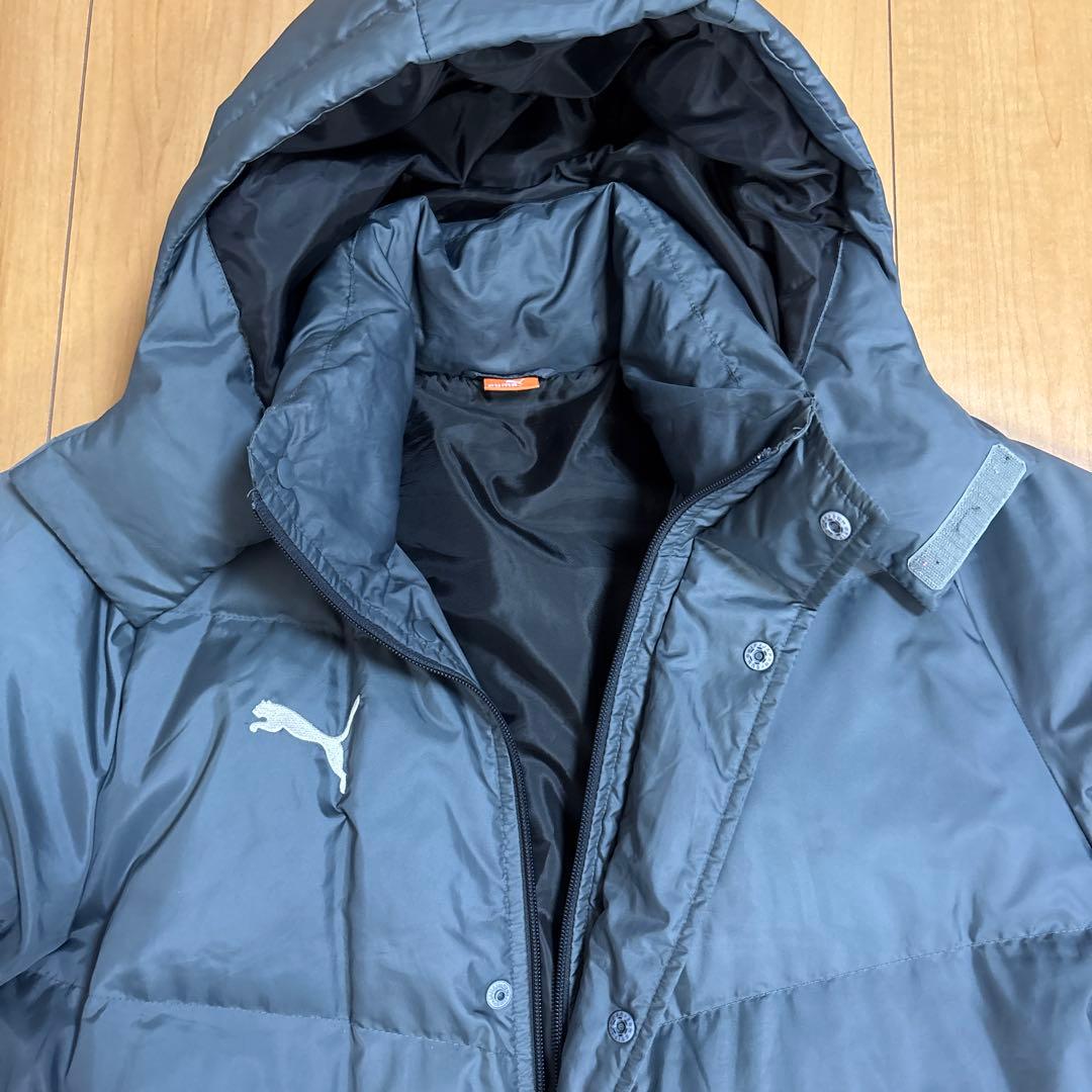 PUMAサッカーベンチコート〔メンズL〕