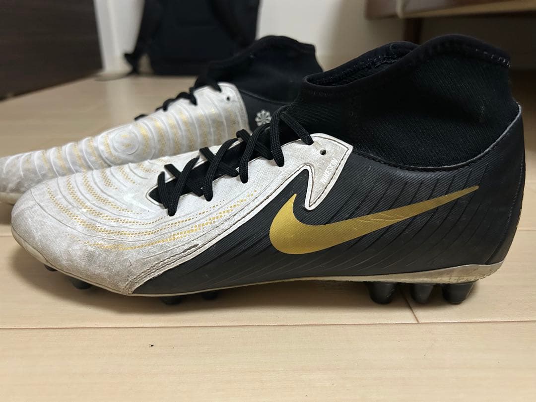 Nike サッカーシューズ スパイク ホワイト/ブラック/ゴールド