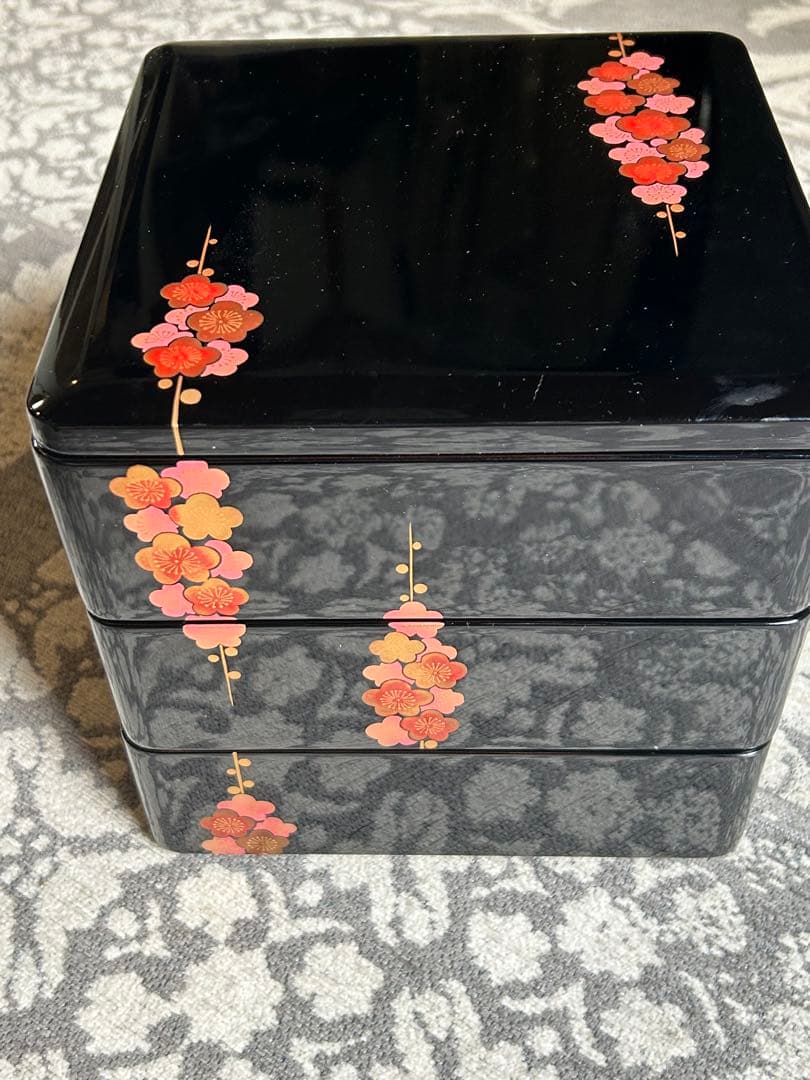 漆器 3層重箱 花模様 黒