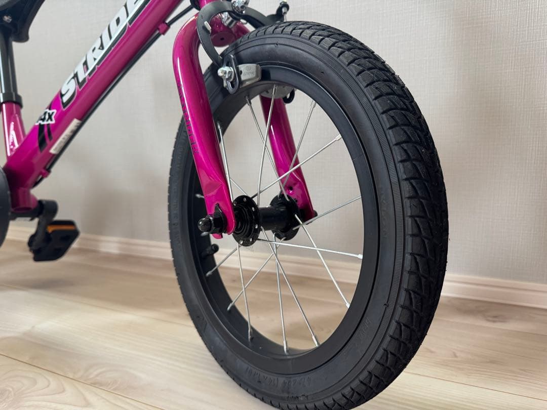 美品　STRIDER 14x ピンク キッズバイク　ストライダー　付属品あります