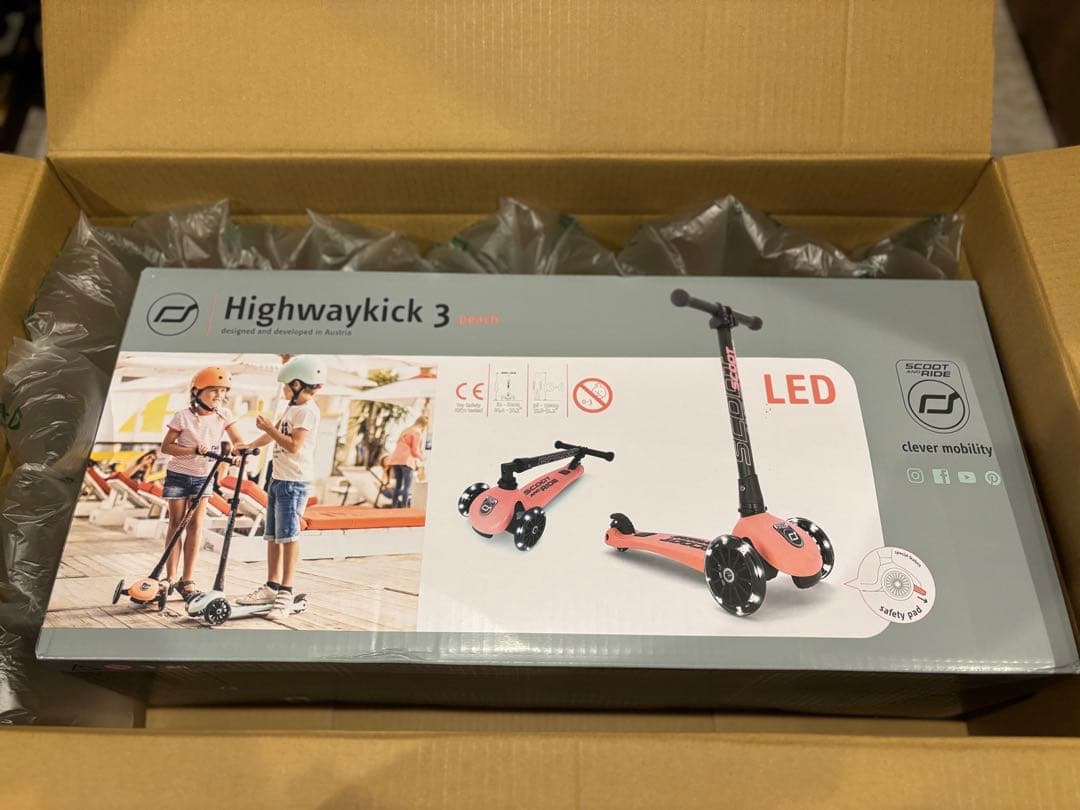 【新品未開封】Scoot&Ride スクート＆ライド ハイウェイキック3 ピーチ