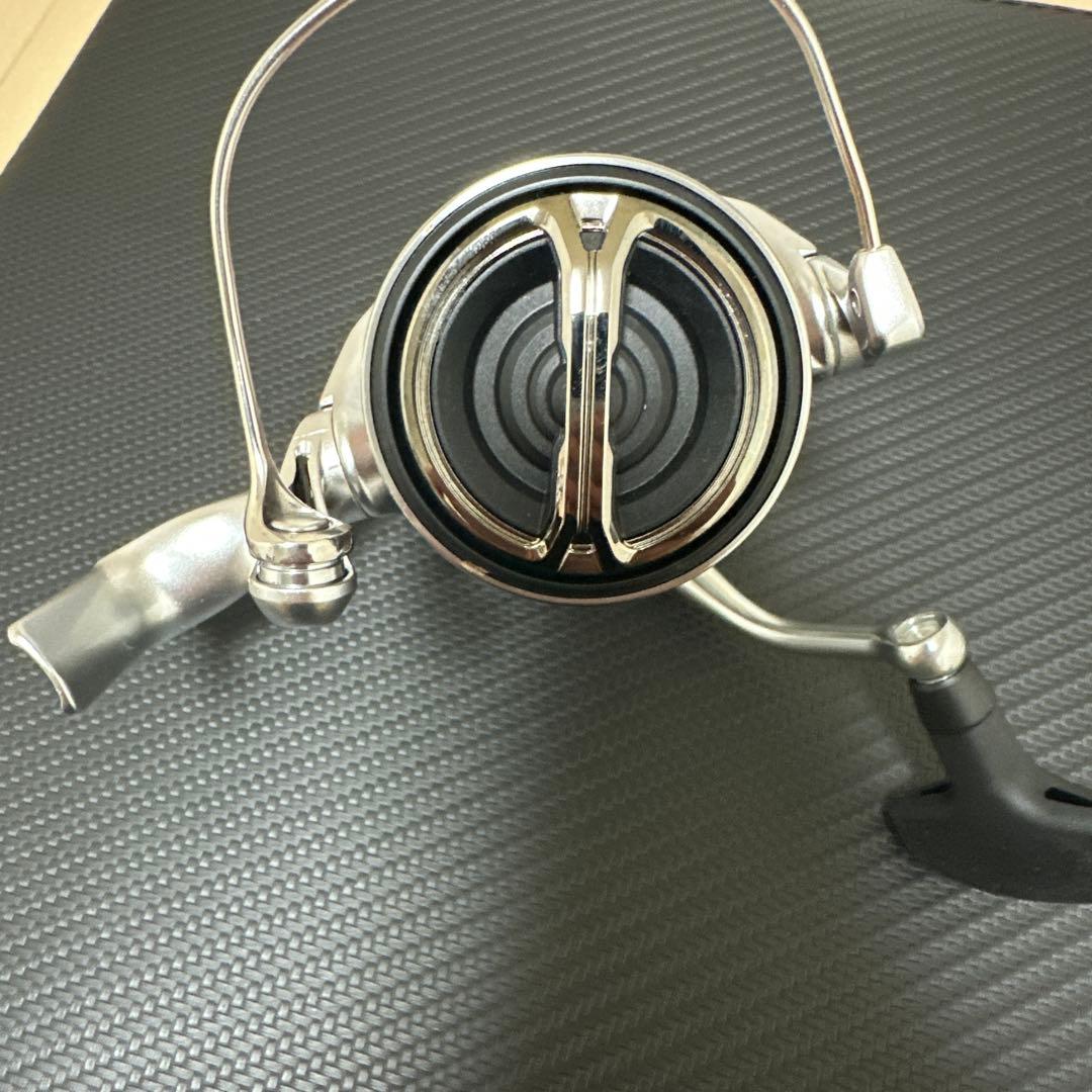 STRADIC ST-3000XG スピニングリール