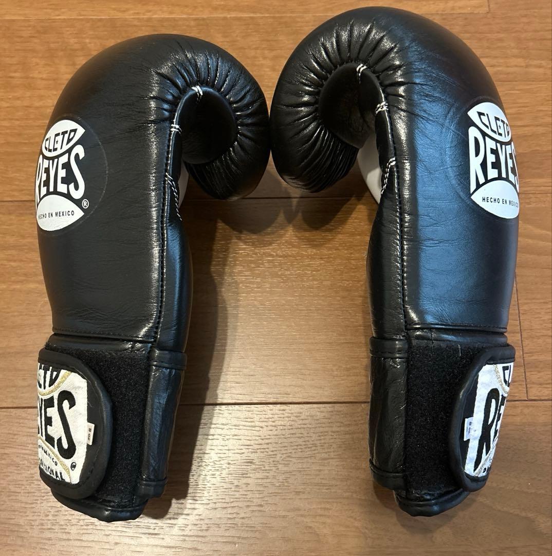 【ほぼ新品】REYES 8ozレイジェス ボクシング グローブ ブラック 黒