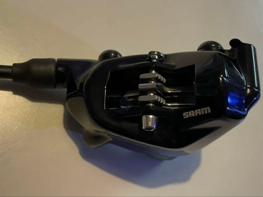 希少 SRAM スラム LEVEL ブレーキキャリパー フラットマウント