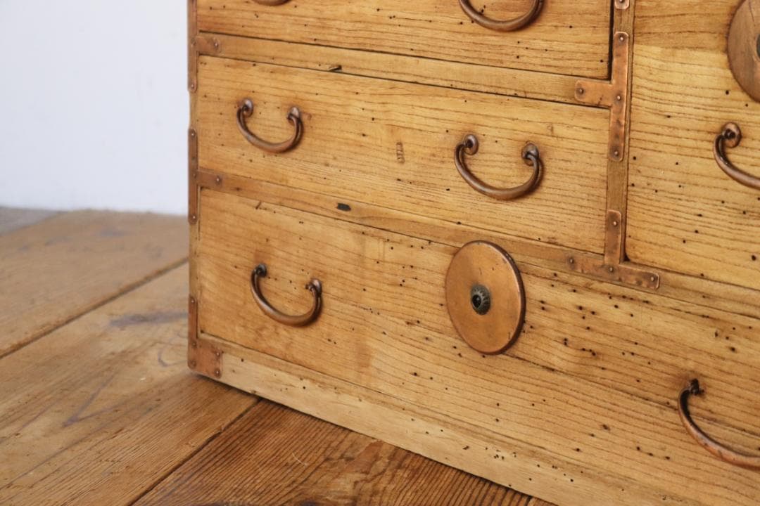 レトロ 時代箪笥 小振り 桐たんす タンス 収納 引き出し 抽斗 6杯 古家具