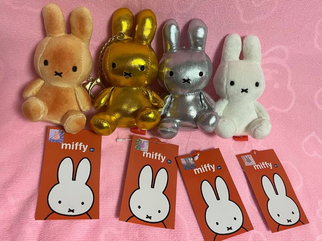 【韓国限定】ミッフィー　人気　バラエティ　キーホルダー　10個セット　在庫ラスト