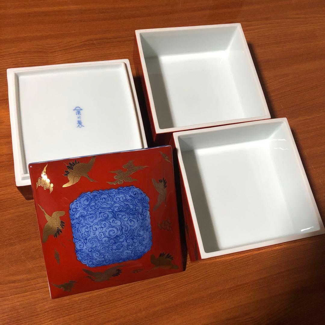深川製磁 染錦手波鶴紋 三段重 重箱 お正月 鶴 蓋物 金彩 おせち料理
