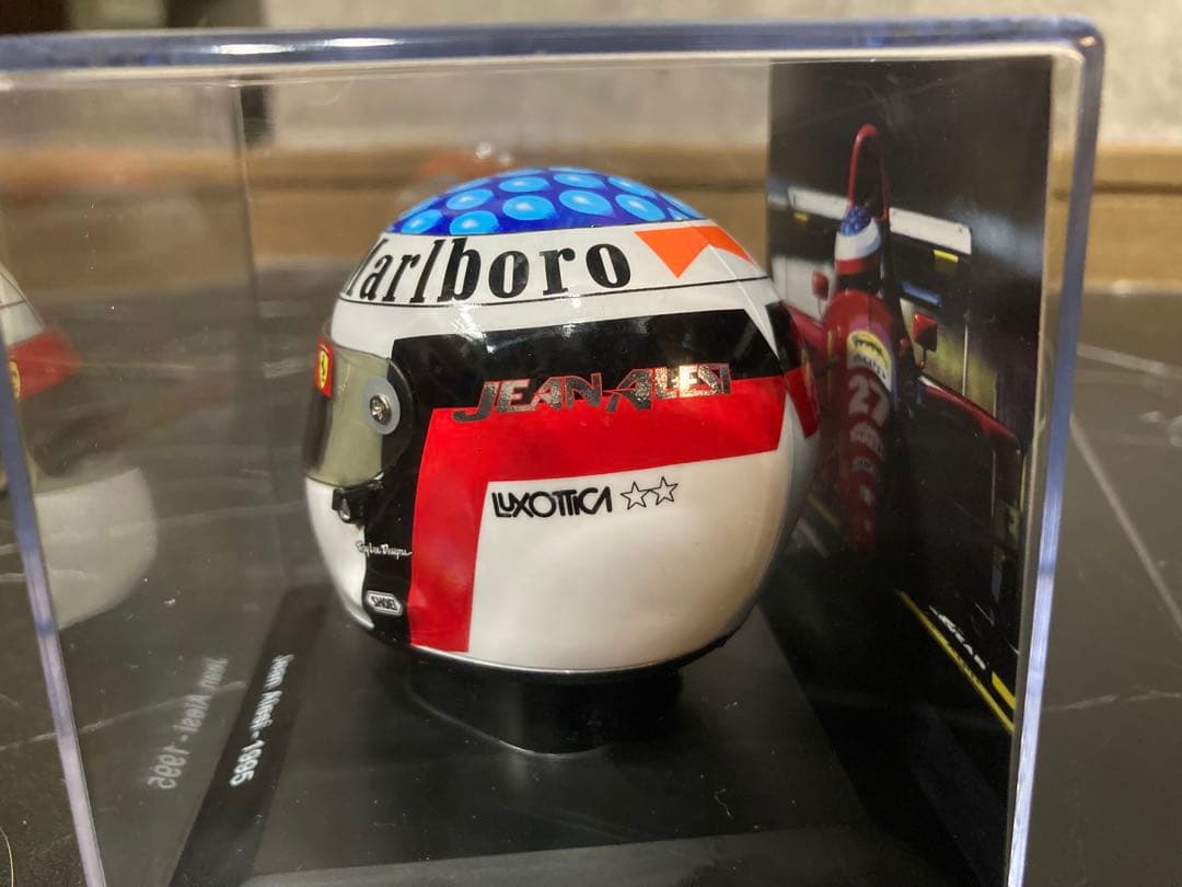 マルボロ仕様　ビッグスケールF1コレクション　ジャン　アレジ　1/5 ヘルメット